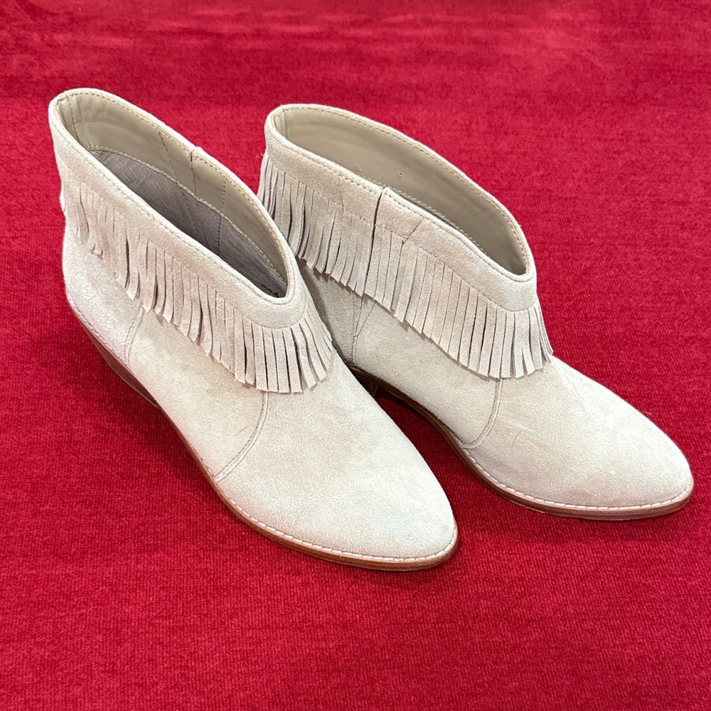 Joie Women's Fringe Suede Ankle Boots - Cream
